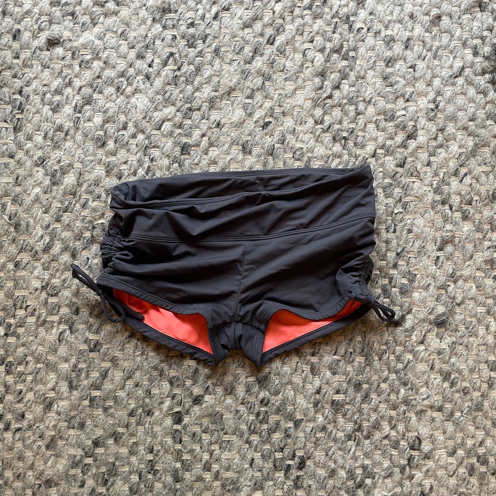 Athleta ruched swim shorts